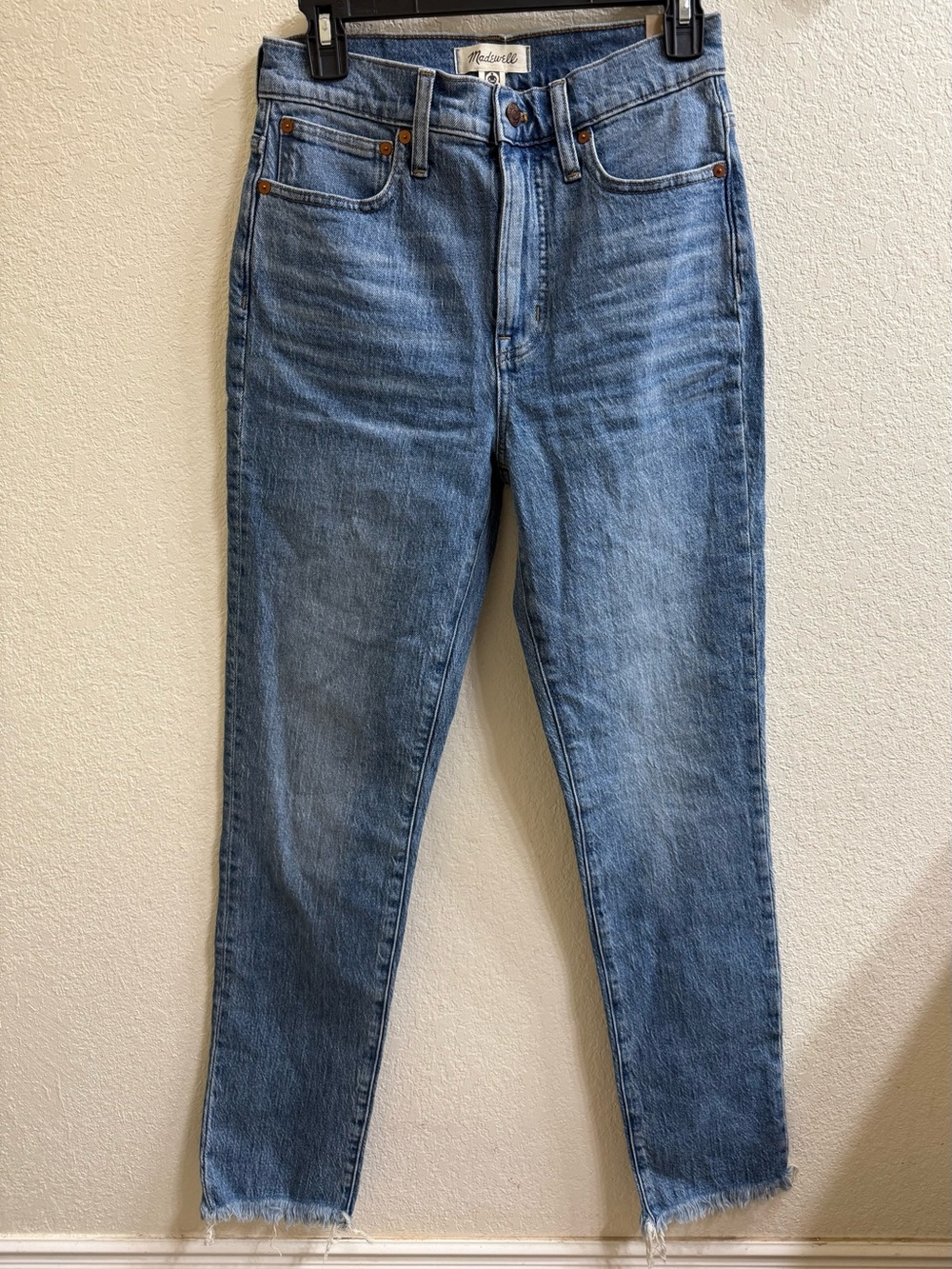 Madewell The Perfect Vintage Jeans in Light Blue Wash w/Raw Hem